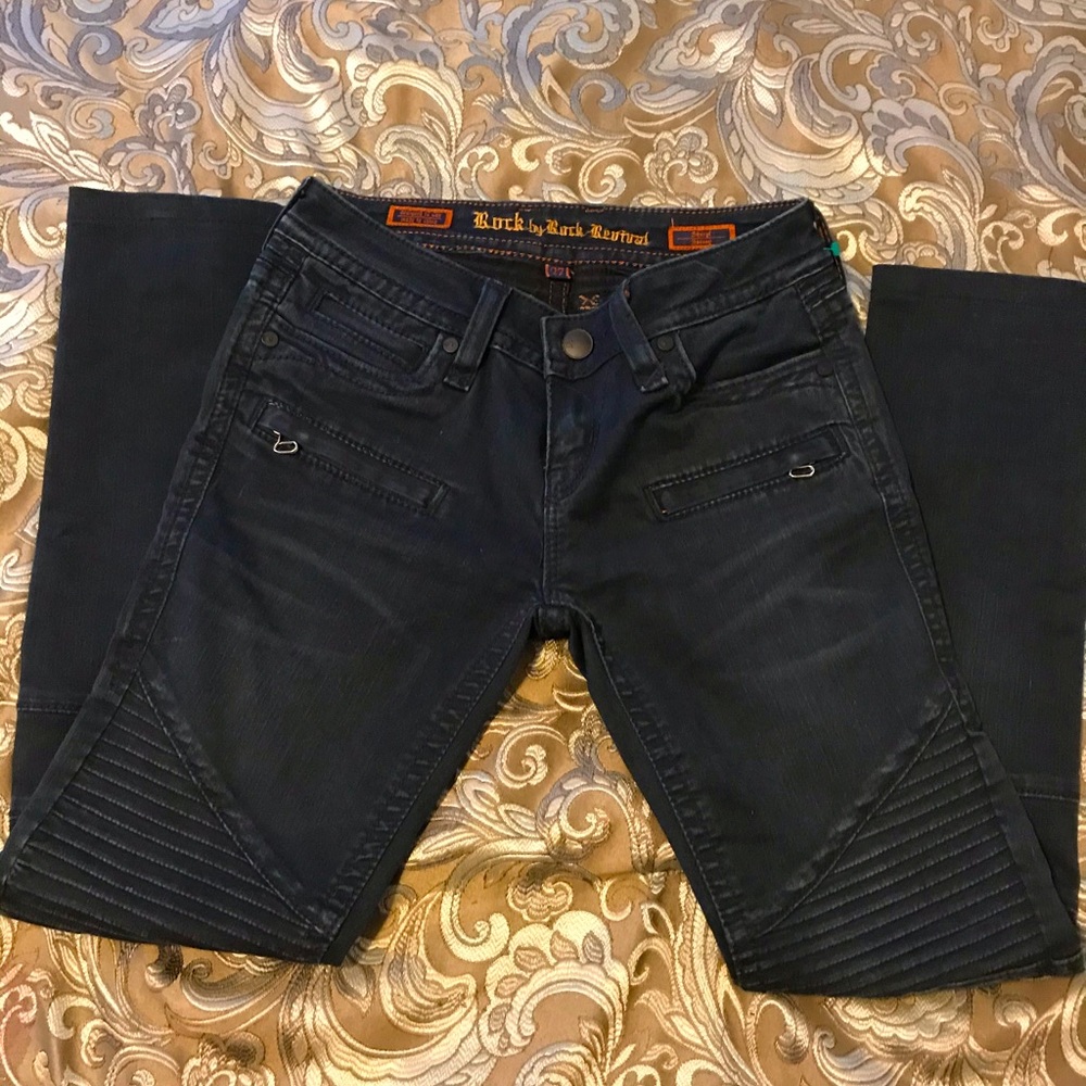Rock Revival size 27